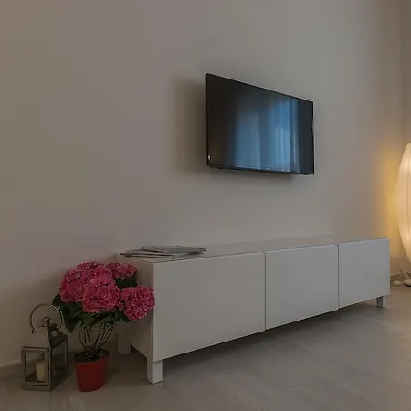 Apartment St. Vitale's Basilic View Elegant
