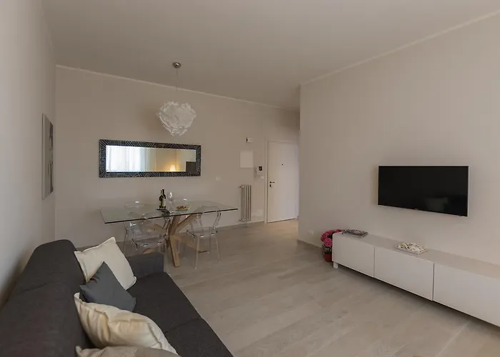 St. Vitale's Basilic View Elegant 라벤나