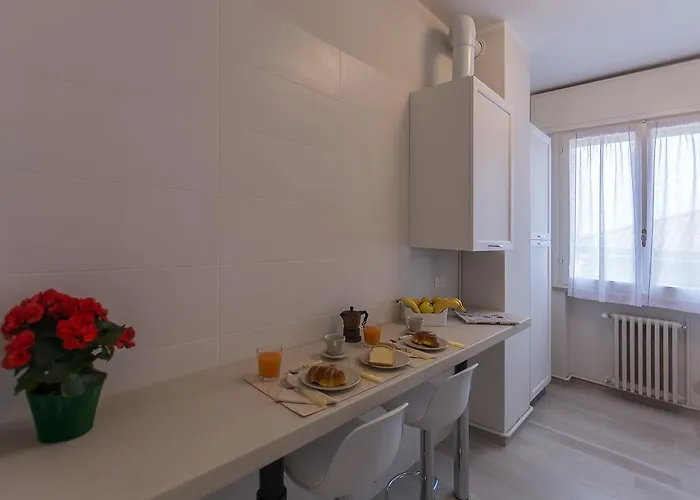 St. Vitale's Basilic View Elegant 아파트