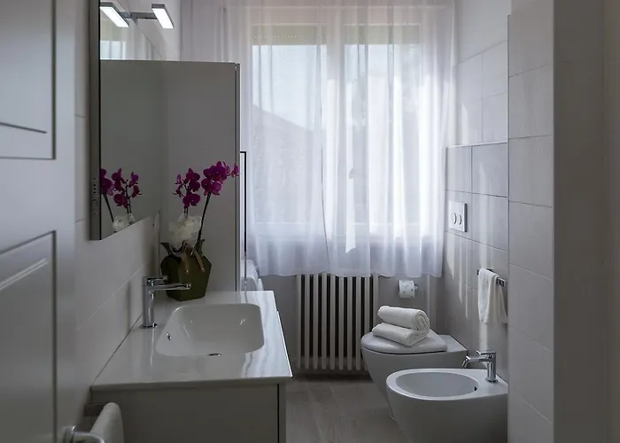 شقة St. Vitale's Basilic View Elegant *