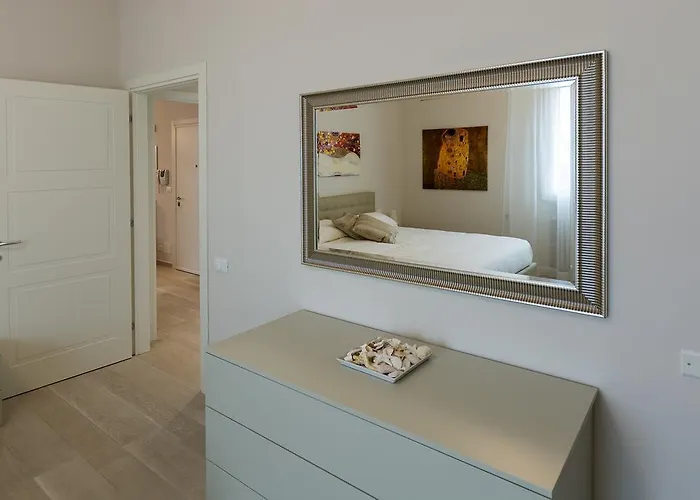 شقة St. Vitale's Basilic View Elegant